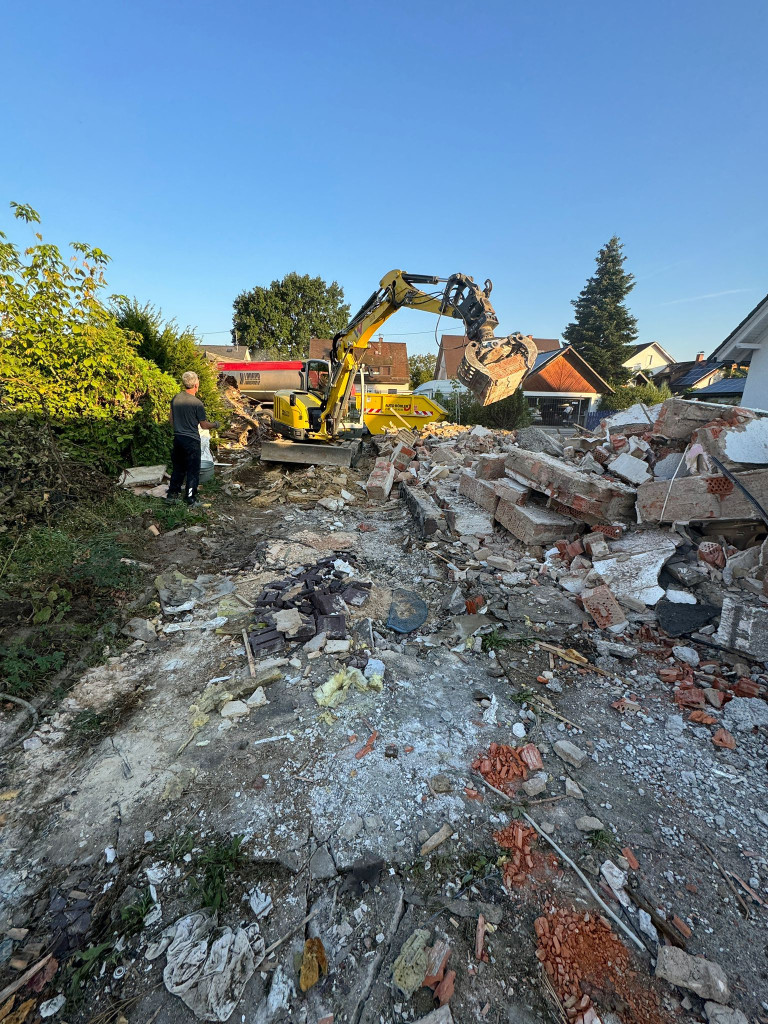 Abriss in Grünwinkel — Rückbau